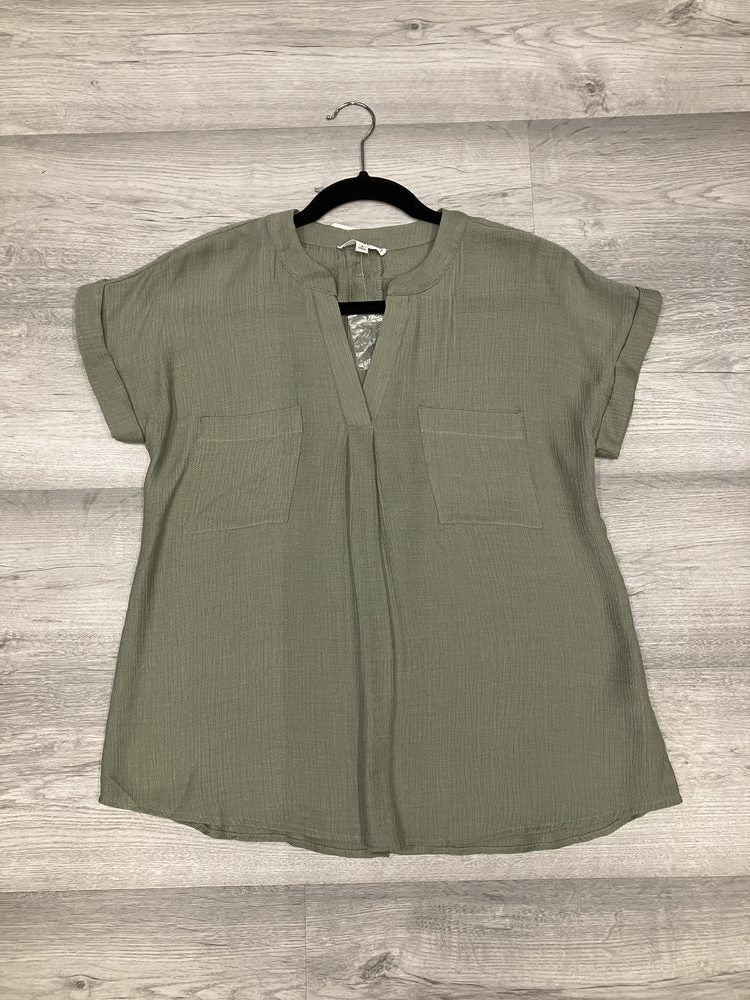 BLUSA BLU PEPPER olive botones madera back