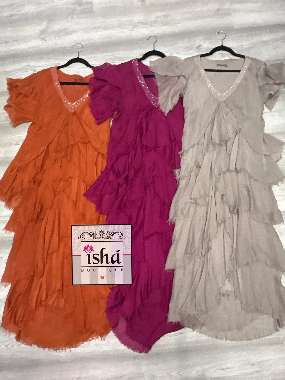 VESTIDO ITALIANO moka ruffles cuello V manga corta