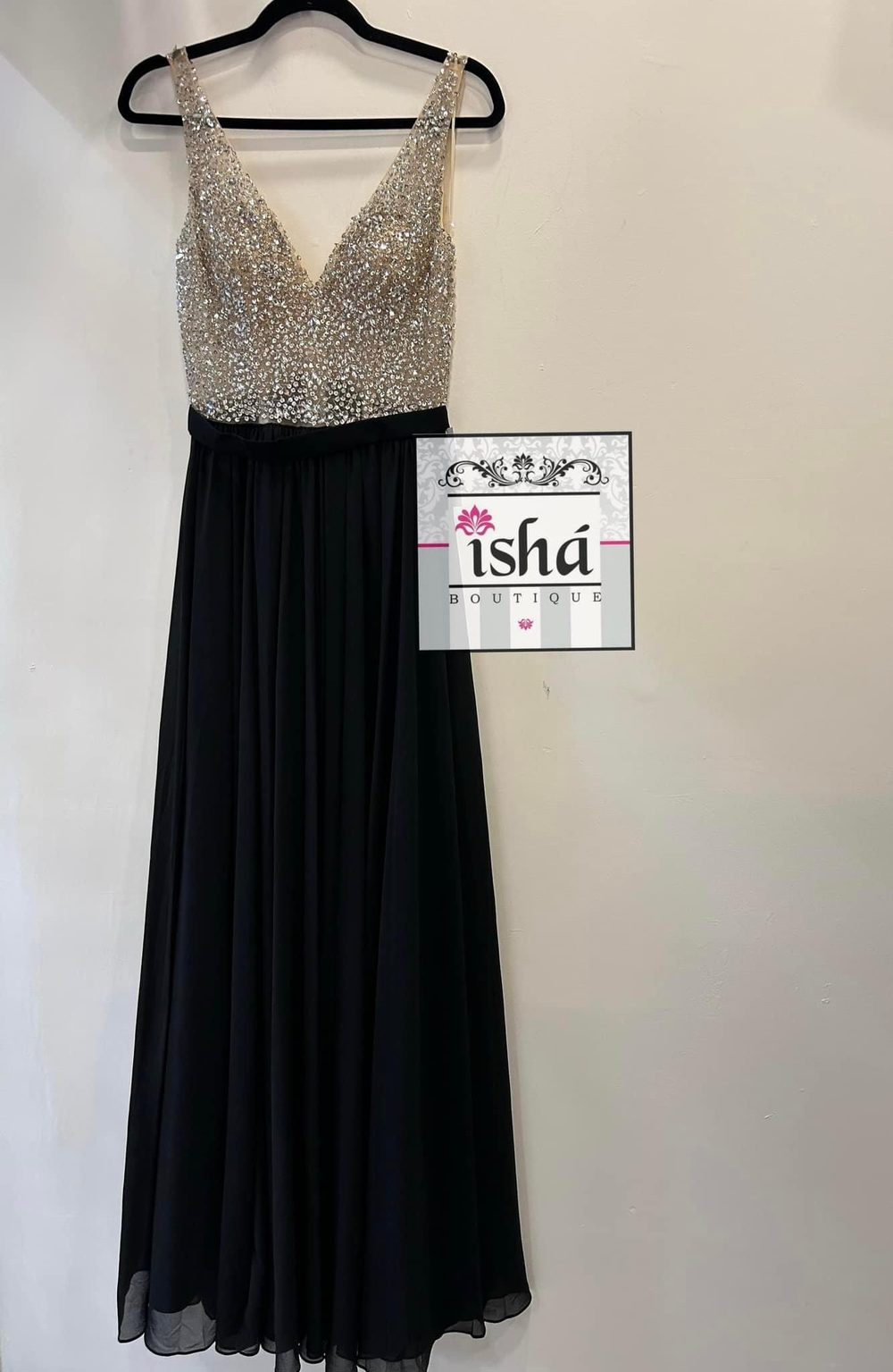 VESTIDO NOCHE ROSEMORE top champaña lentejuela falda negra