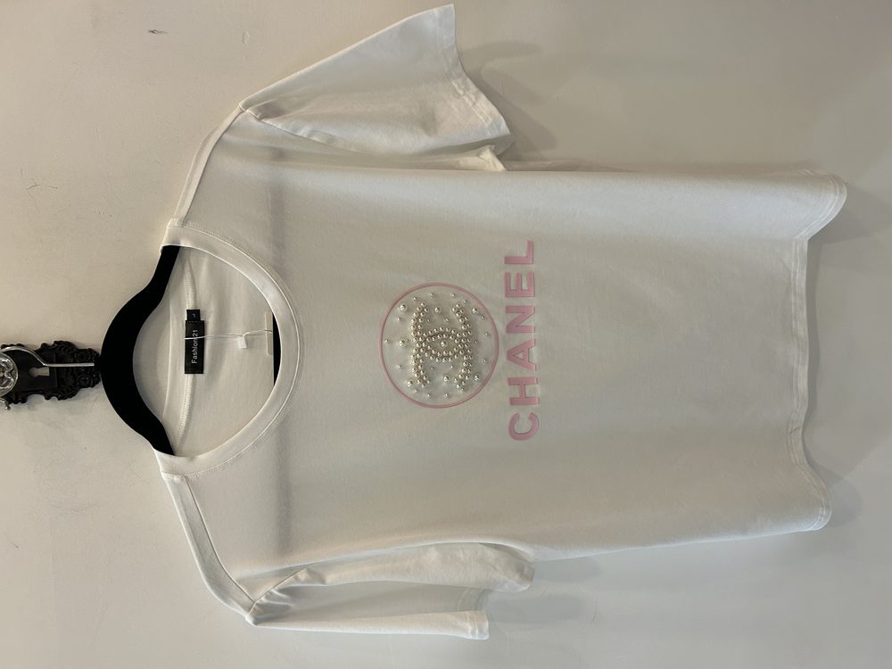 T SHIRT blanca CHANEL perlas